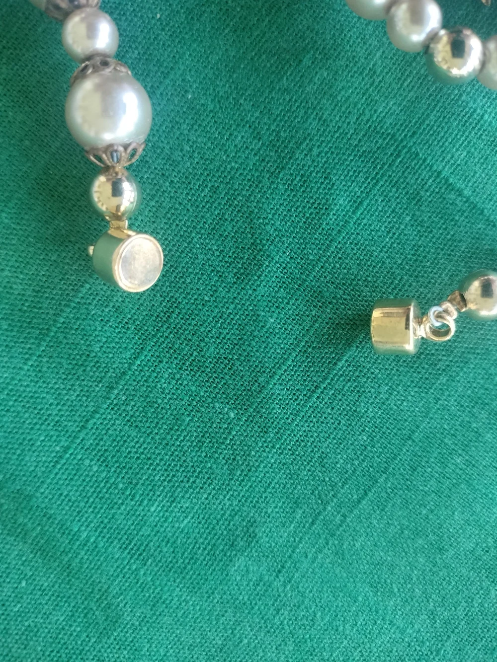 N/A elegant pearl